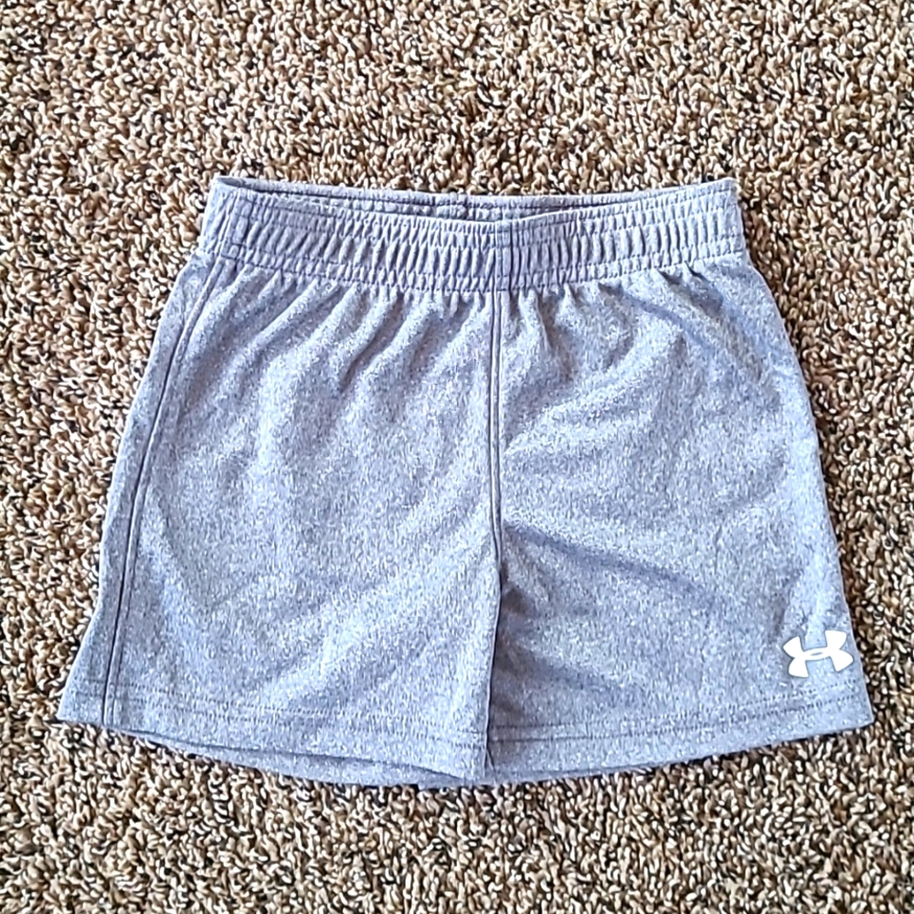Under Armour Babys' Shorts Size 18M
